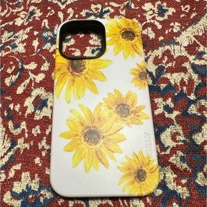 Casely iPhone 14 Pro Max case in Bold. MagSafe and in great condition.